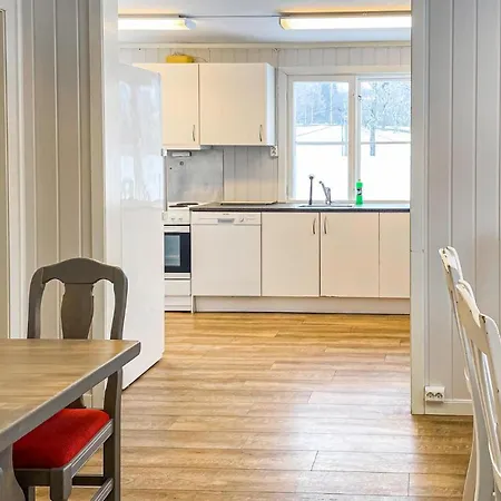 Pet Friendly In With Kitchen 아파트 *